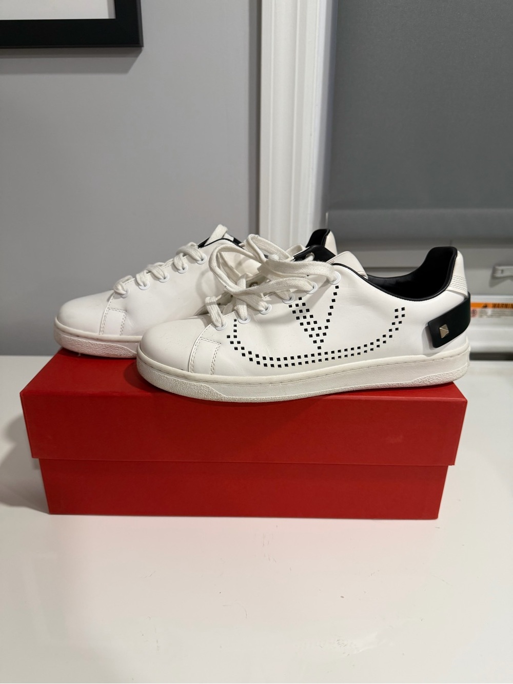 Valentino Garavani White Sneakers with Black Accent and V Logo